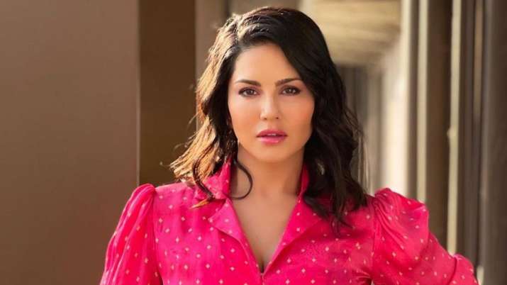 Sunny Leone reveals her identity theft, PAN details allegedly used for fintech loan fraud; READ